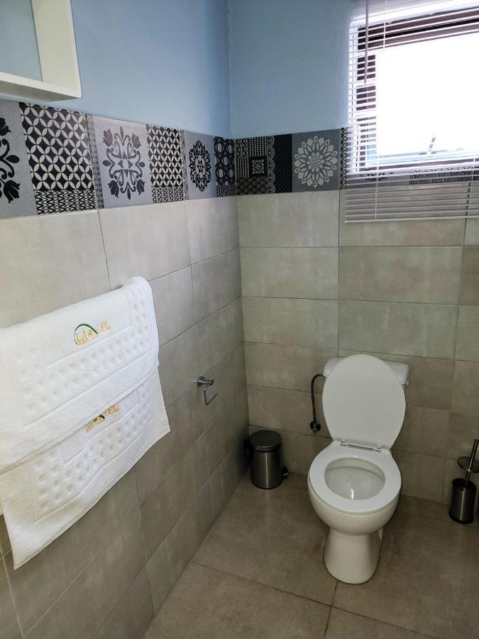 La-Nuel Guest Lodge Boksburg Dış mekan fotoğraf