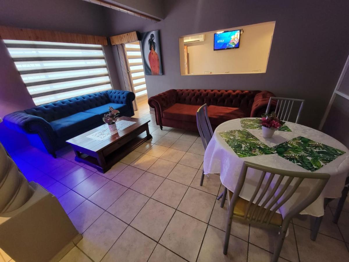 La-Nuel Guest Lodge Boksburg Dış mekan fotoğraf
